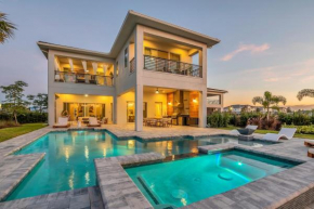 The Luxurious Bear's Den Estate-TB009